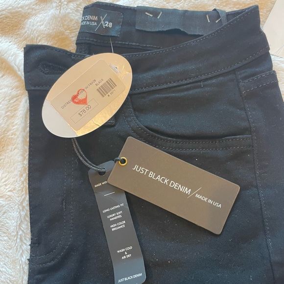 Just Black Denim Distressed Skinny Jeans with Fray Size 28 - Picture 5 of 5